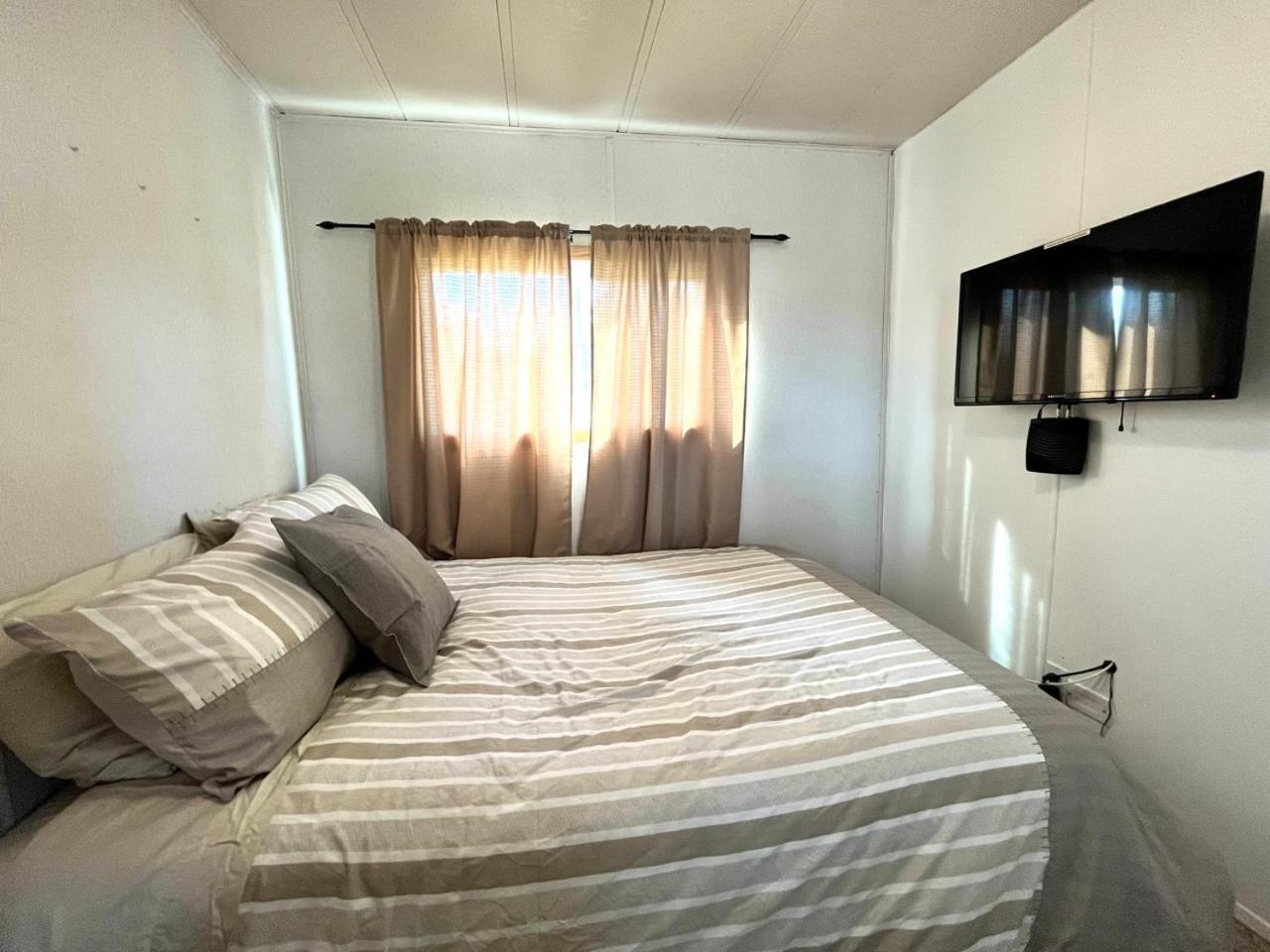 Roberts Roost Resort クイネル エクステリア 写真
