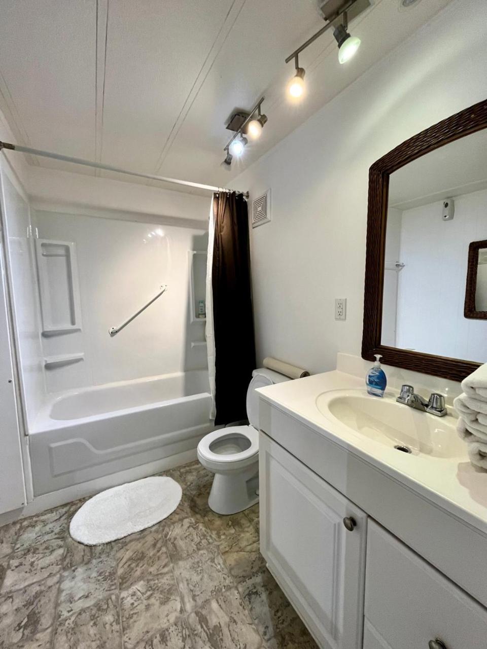 Roberts Roost Resort クイネル エクステリア 写真