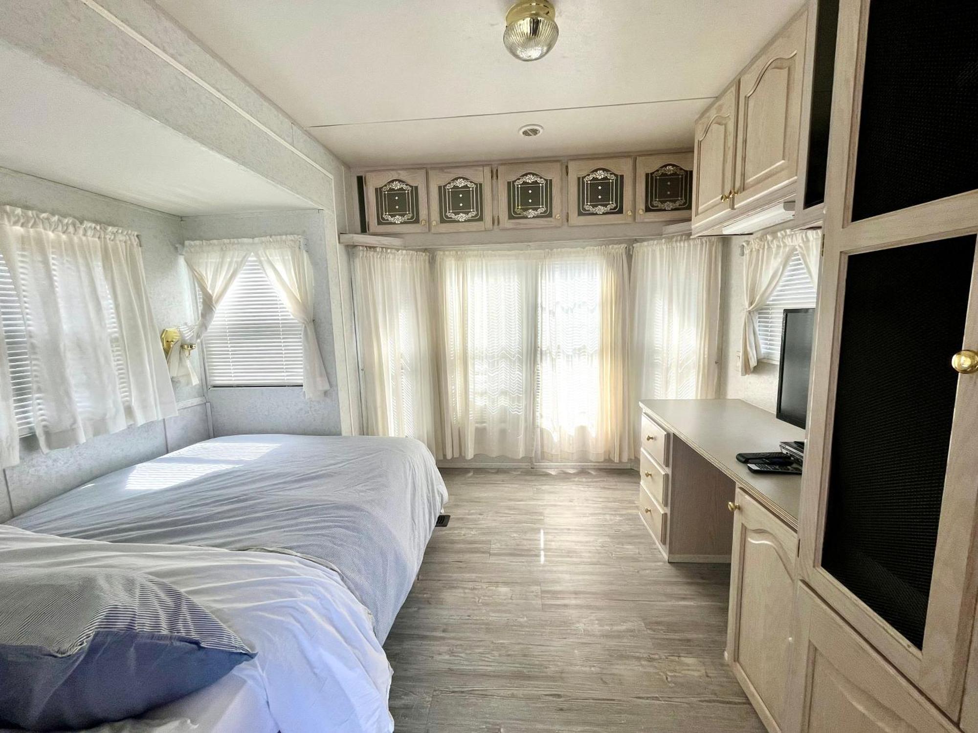 Roberts Roost Resort クイネル エクステリア 写真